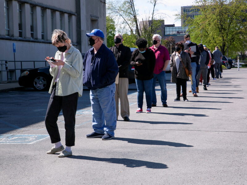 Jobless cases : Another 200,000 Americans probably recorded new cases a week ago